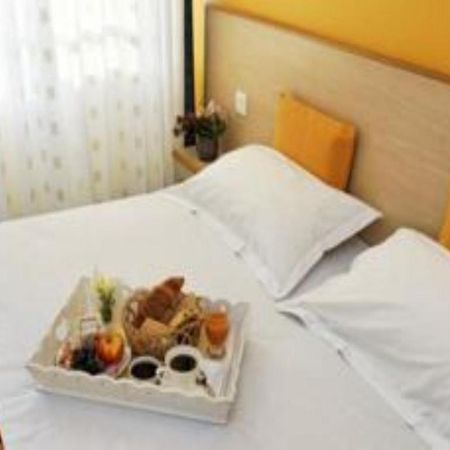 Hotel Central Λοριάν Δωμάτιο φωτογραφία